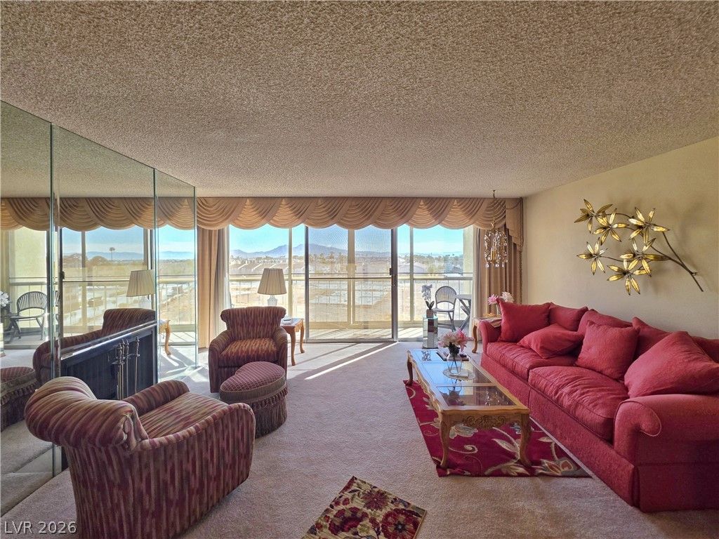 745 North Royal Crest Circle 143, Las Vegas, NV 89169 — photo 5