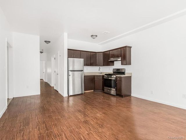 3939 Secor Avenue, Bronx, NY 10466