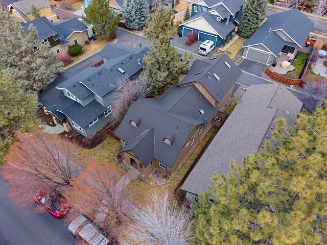 2626 NW Ordway Avenue, Bend, OR 97703