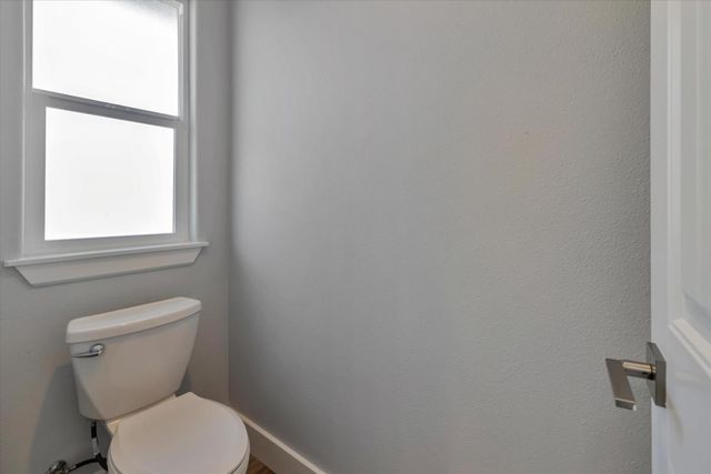 1624 D Street, Hayward, CA 94541