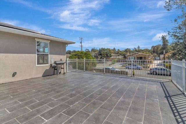 1624 D Street, Hayward, CA 94541