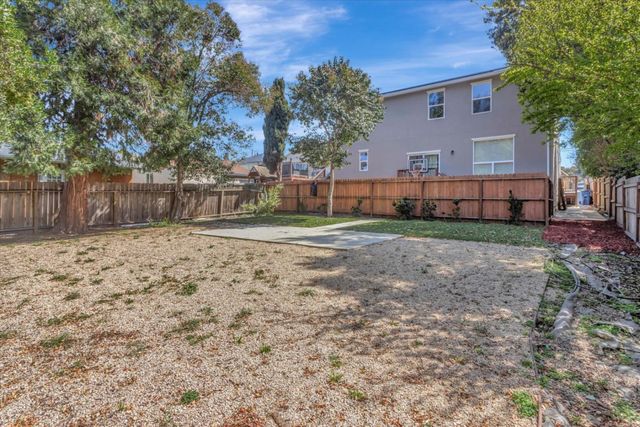 1624 D Street, Hayward, CA 94541