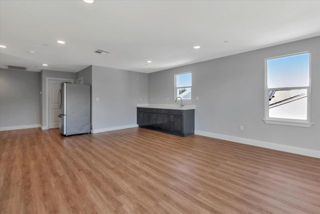 1624 D Street, Hayward, CA 94541