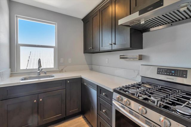 1624 D Street, Hayward, CA 94541