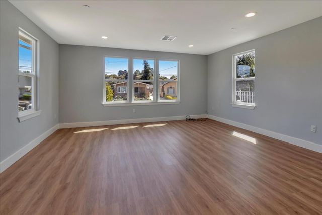 1624 D Street, Hayward, CA 94541