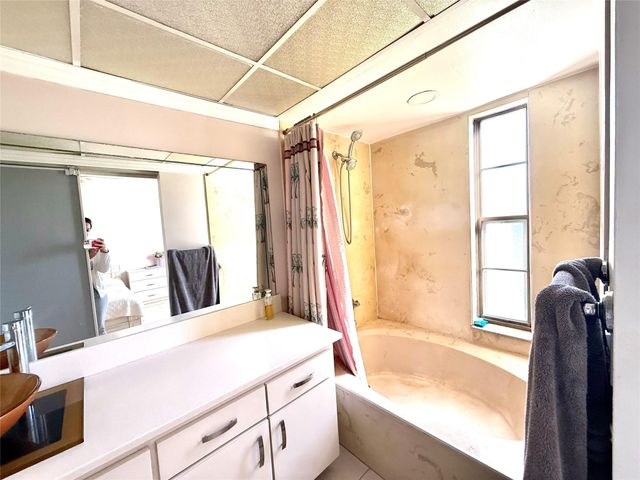 9440 SW 8th Street 308, Boca Raton, FL 33428