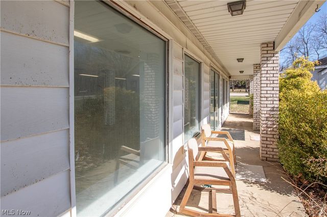 380 N Ridge Road W, Lorain, OH 44053