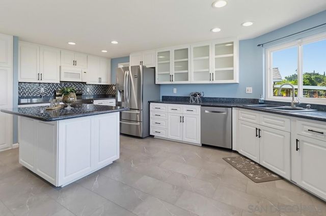 7832 Forrestal, San Diego, CA 92120