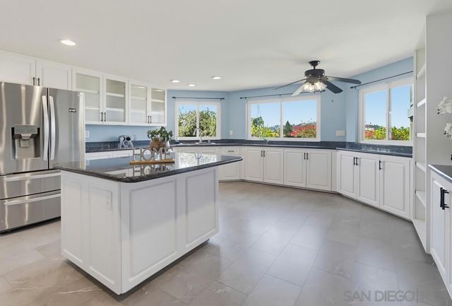 7832 Forrestal, San Diego, CA 92120