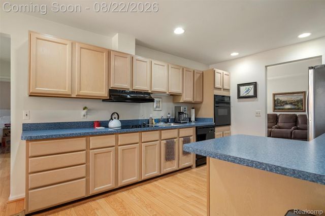 21388 Magnolia Court, Farmington Hills, MI 48336