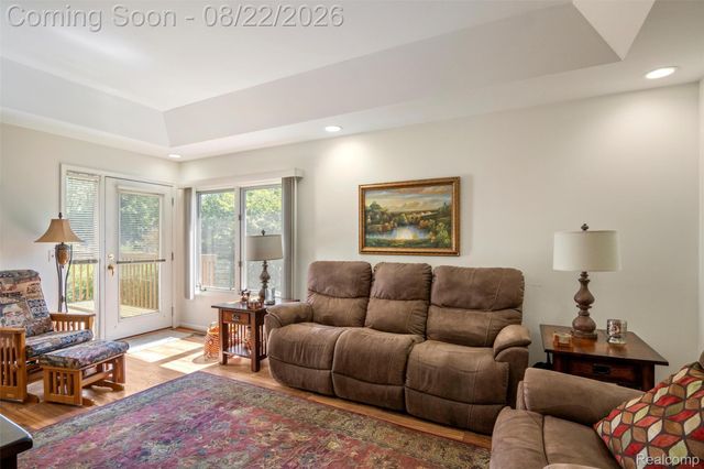 21388 Magnolia Court, Farmington Hills, MI 48336