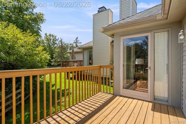 21388 Magnolia Court, Farmington Hills, MI 48336