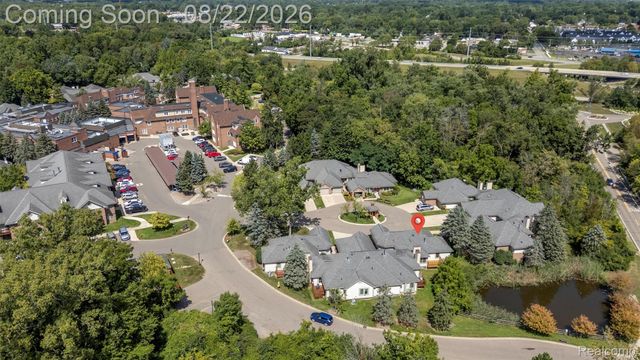 21388 Magnolia Court, Farmington Hills, MI 48336
