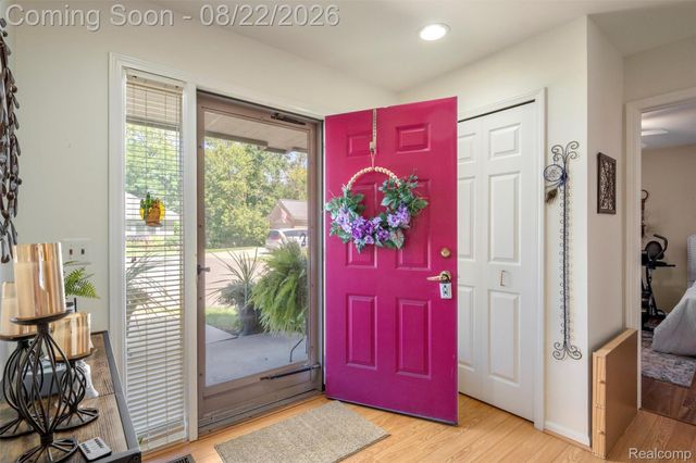 21388 Magnolia Court, Farmington Hills, MI 48336
