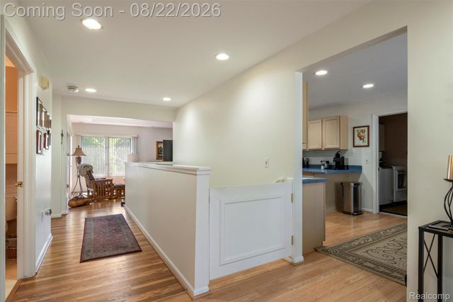 21388 Magnolia Court, Farmington Hills, MI 48336