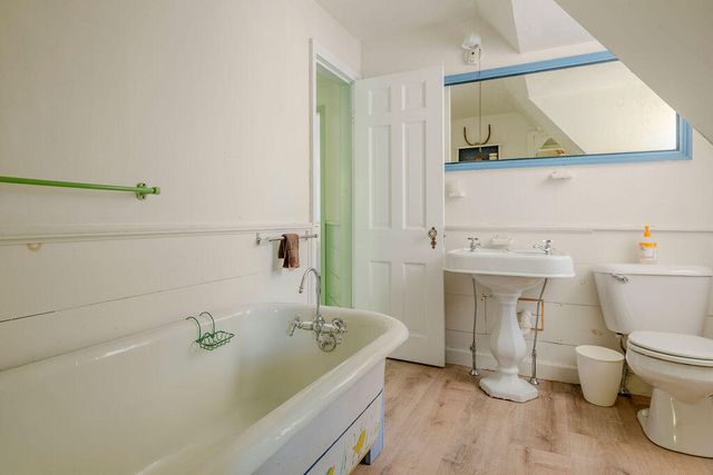 2950 Old Kings Highway, Wellfleet, MA 02667
