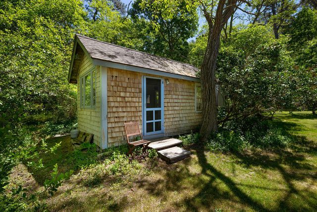 2950 Old Kings Highway, Wellfleet, MA 02667