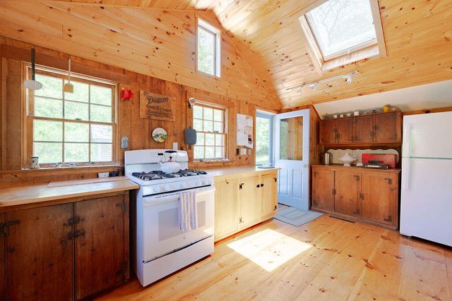 2950 Old Kings Highway, Wellfleet, MA 02667