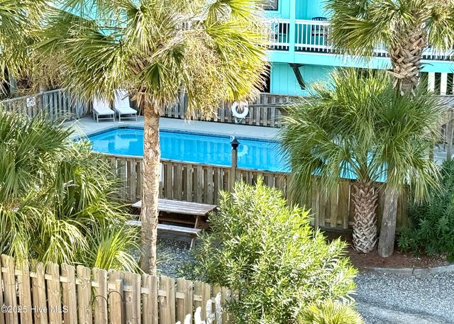 1008 Canal Drive 2a, Carolina Beach, NC 28428