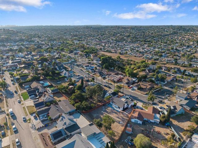 7085 Madrone Avenue, San Diego, CA 92114