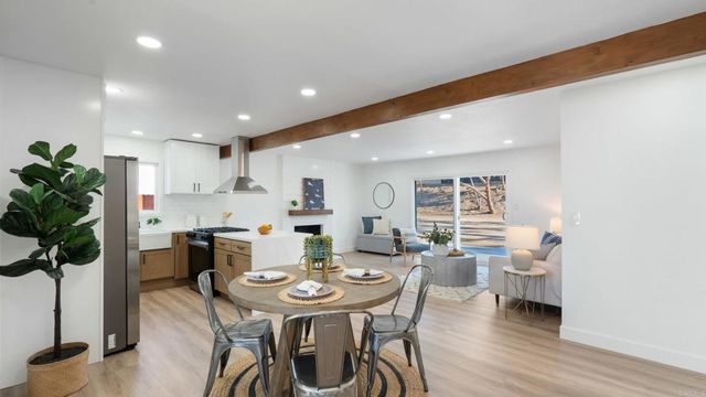 7085 Madrone Avenue, San Diego, CA 92114