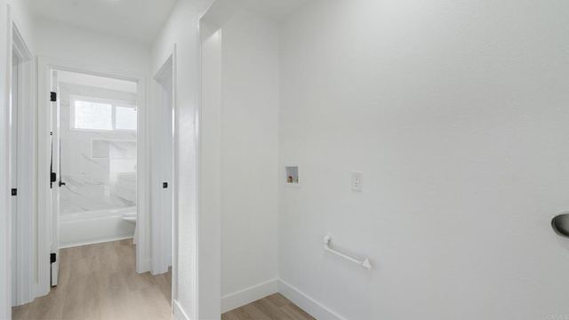 7085 Madrone Avenue, San Diego, CA 92114