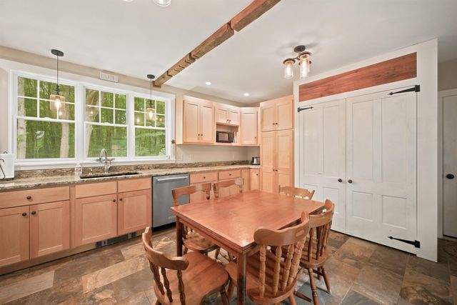 111 Barton Corner Road, Hopkinton, NH 03229