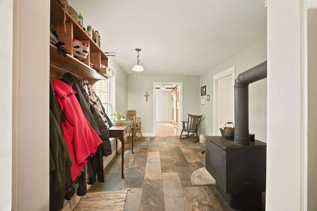 111 Barton Corner Road, Hopkinton, NH 03229