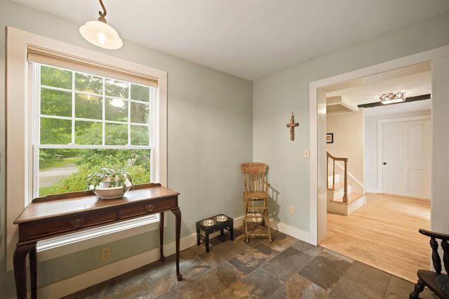 111 Barton Corner Road, Hopkinton, NH 03229