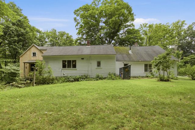 111 Barton Corner Road, Hopkinton, NH 03229