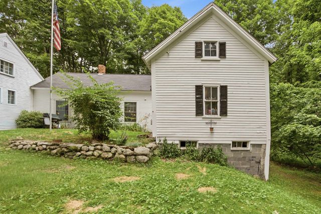 111 Barton Corner Road, Hopkinton, NH 03229