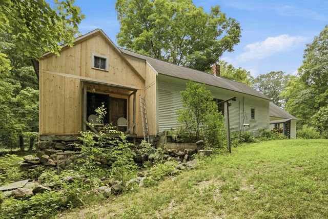 111 Barton Corner Road, Hopkinton, NH 03229