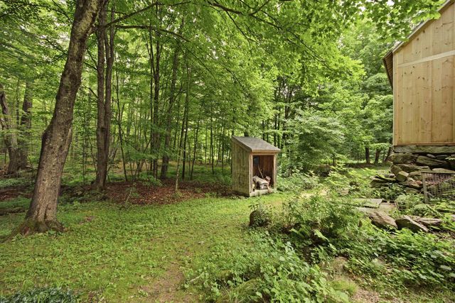 111 Barton Corner Road, Hopkinton, NH 03229
