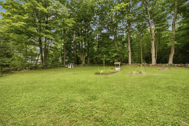 111 Barton Corner Road, Hopkinton, NH 03229