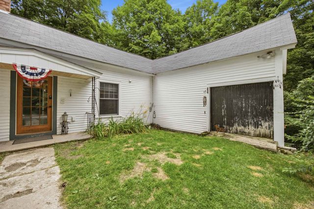 111 Barton Corner Road, Hopkinton, NH 03229