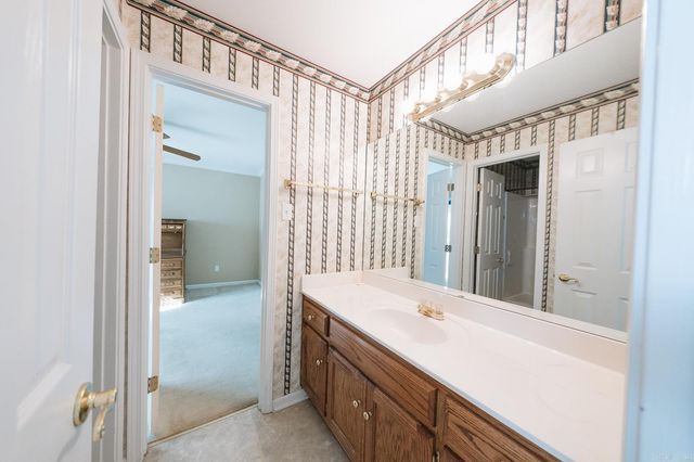 14 Westpointe Drive, Jacksonville, AR 72076