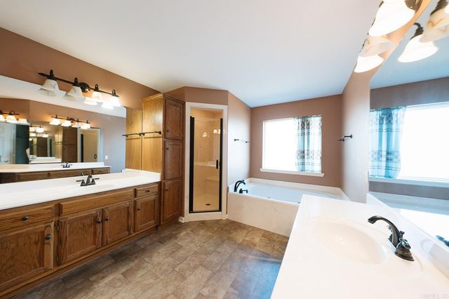 14 Westpointe Drive, Jacksonville, AR 72076