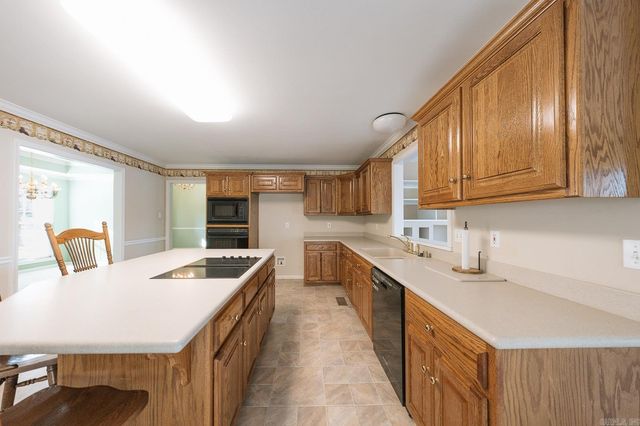 14 Westpointe Drive, Jacksonville, AR 72076