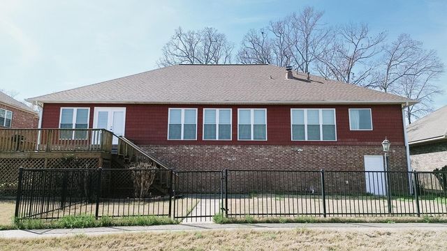 14 Westpointe Drive, Jacksonville, AR 72076