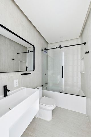 831 KNICKERBOCKER Avenue PH4, New York City, NY 11207