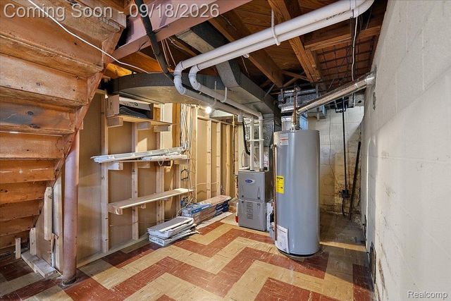 3034 Woodslee Drive, Royal Oak, MI 48073