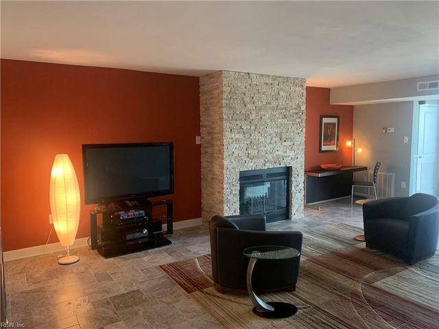 2830 Shore Dr Apt PH1, Virginia Beach, VA 23451