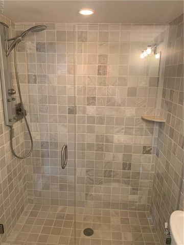 2830 Shore Dr Apt PH1, Virginia Beach, VA 23451