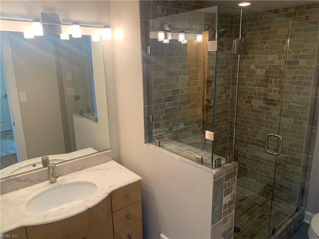 2830 Shore Dr Apt PH1, Virginia Beach, VA 23451