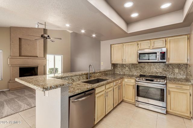 1007 E SECRETARIAT Drive, Tempe, AZ 85284