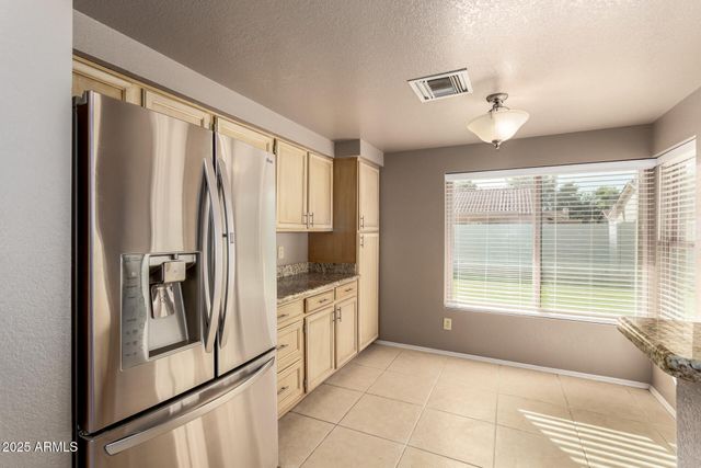 1007 E SECRETARIAT Drive, Tempe, AZ 85284