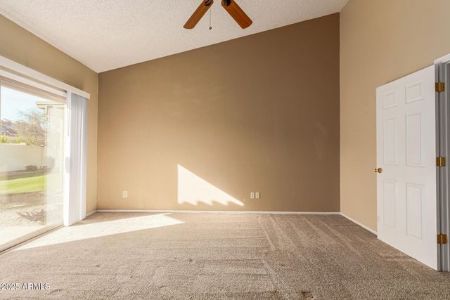 1007 E SECRETARIAT Drive, Tempe, AZ 85284