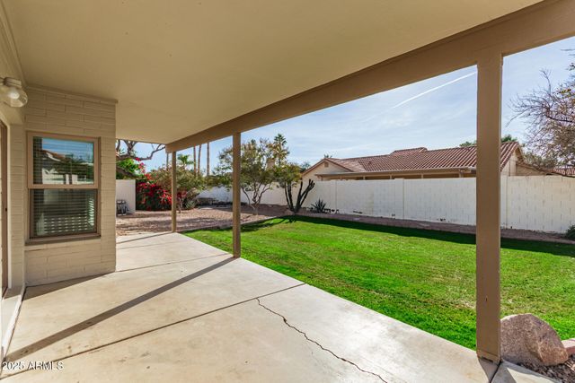 1007 E SECRETARIAT Drive, Tempe, AZ 85284