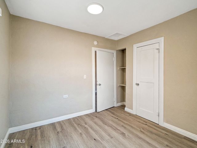 820 S 15th Avenue, Phoenix, AZ 85007