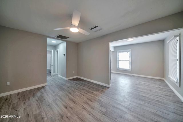 820 S 15th Avenue, Phoenix, AZ 85007